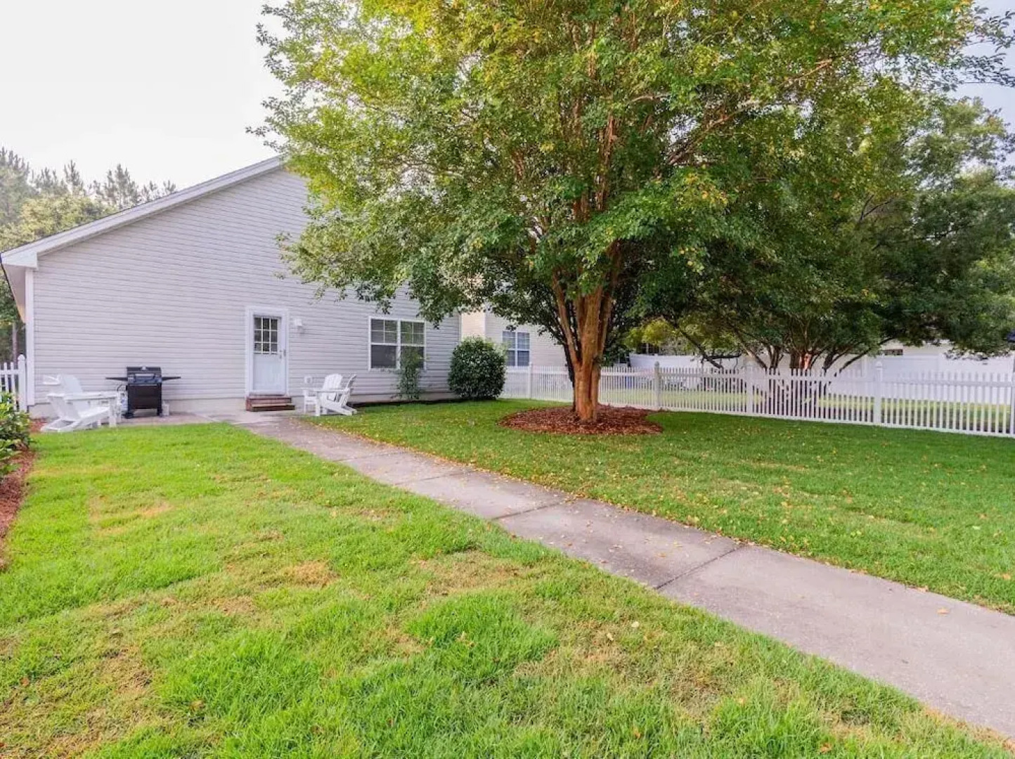 Calypso Cottage in Old Town Bluffton. in the Heart of Historic Old Town