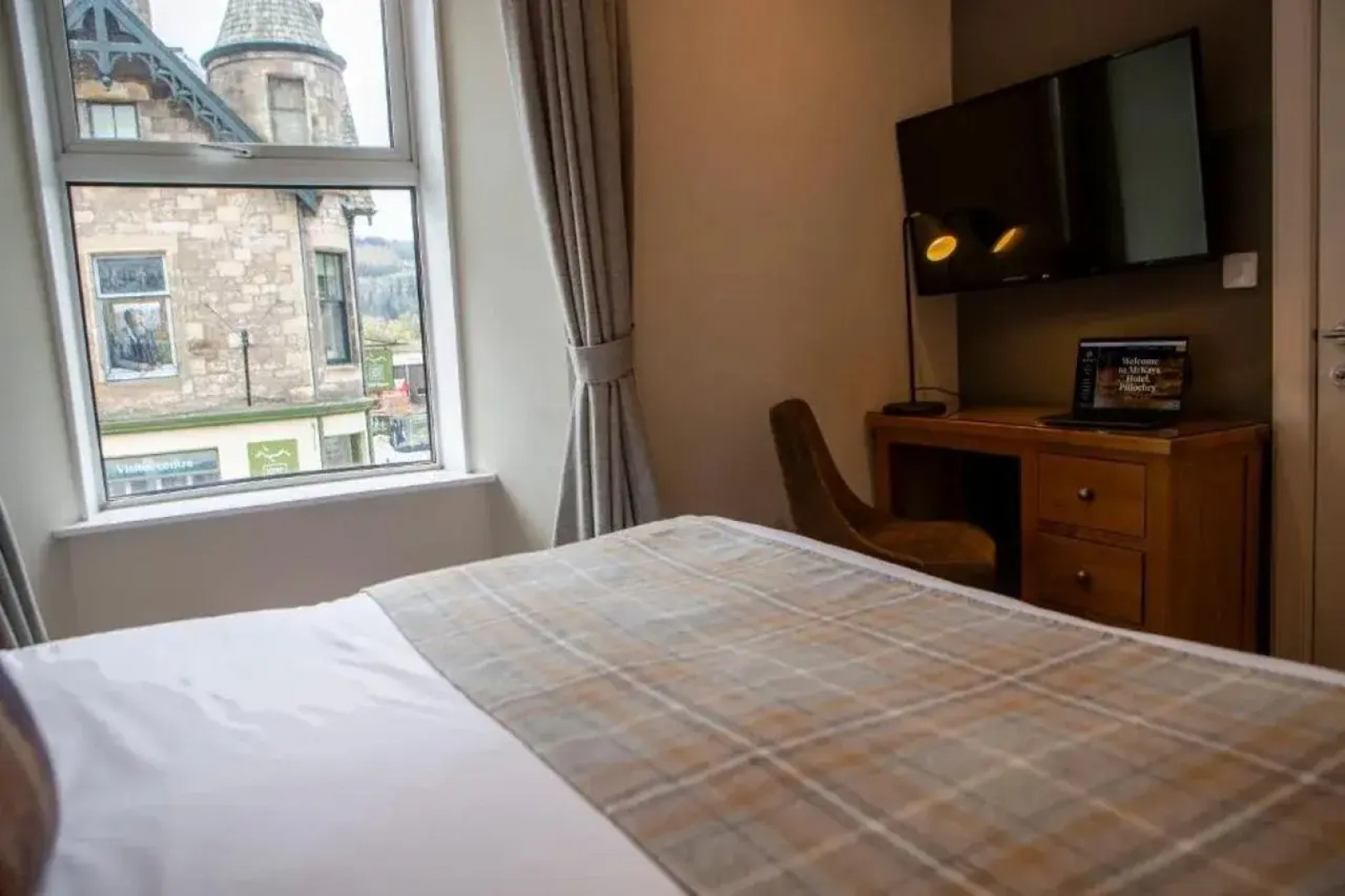 McKays Hotel Bar & Restaurant