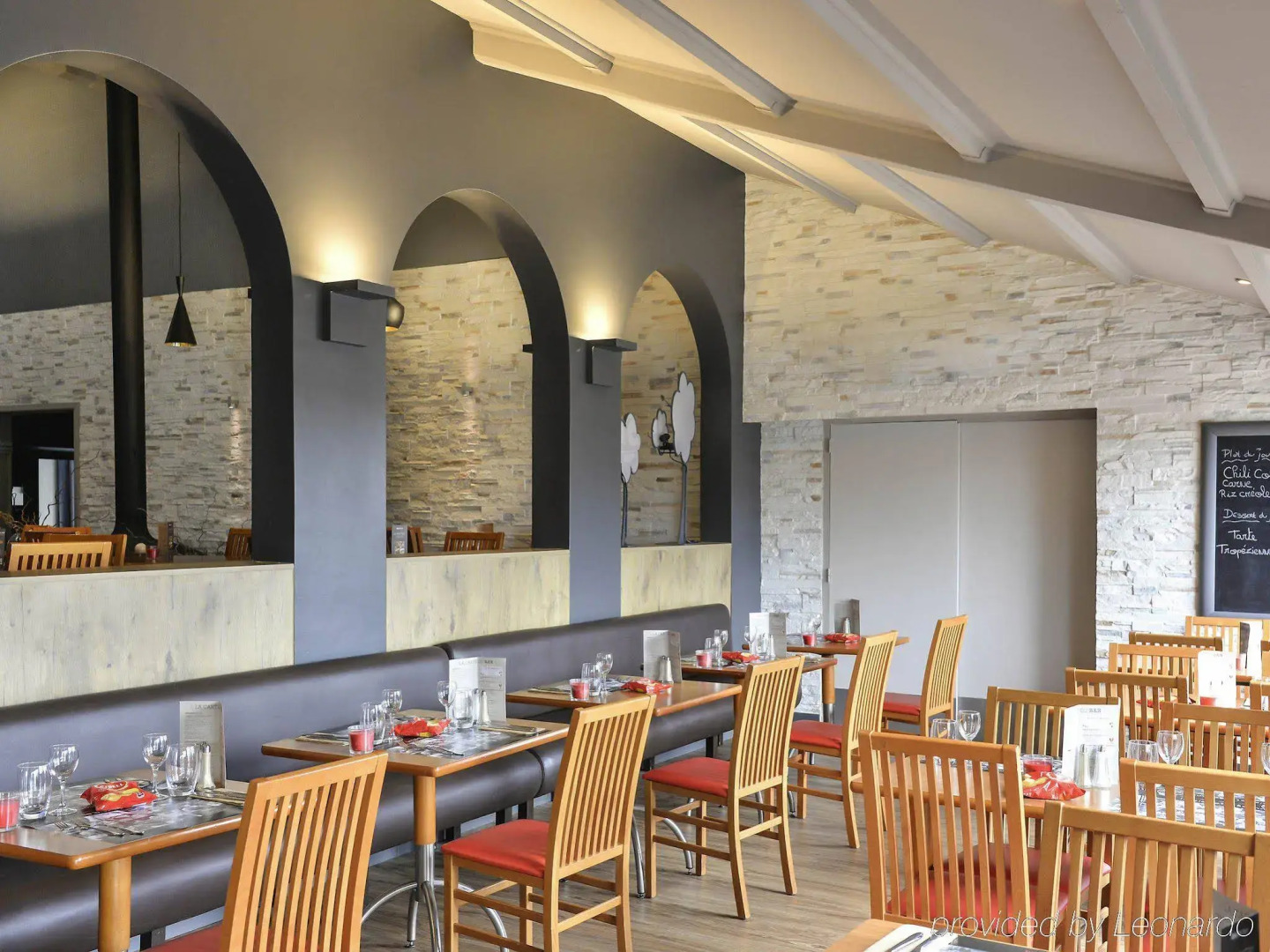 ibis Macon Sud Crêches