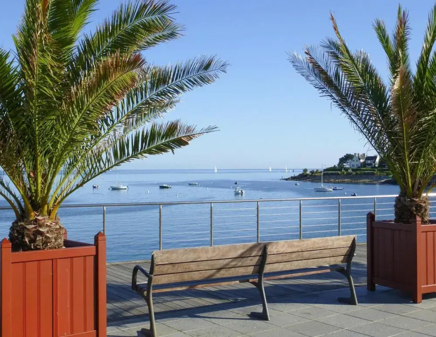 Apartment in Benodet Near Sandy Beaches
