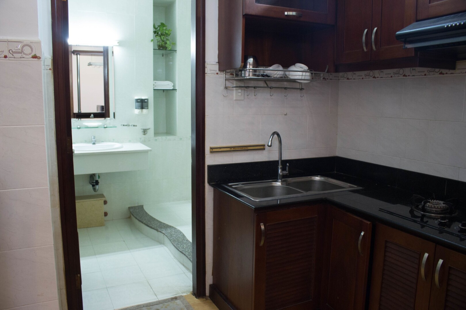 Hoa Phat Hotel & Apartment