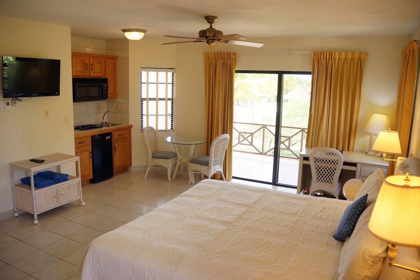 Paradise Cove Resort