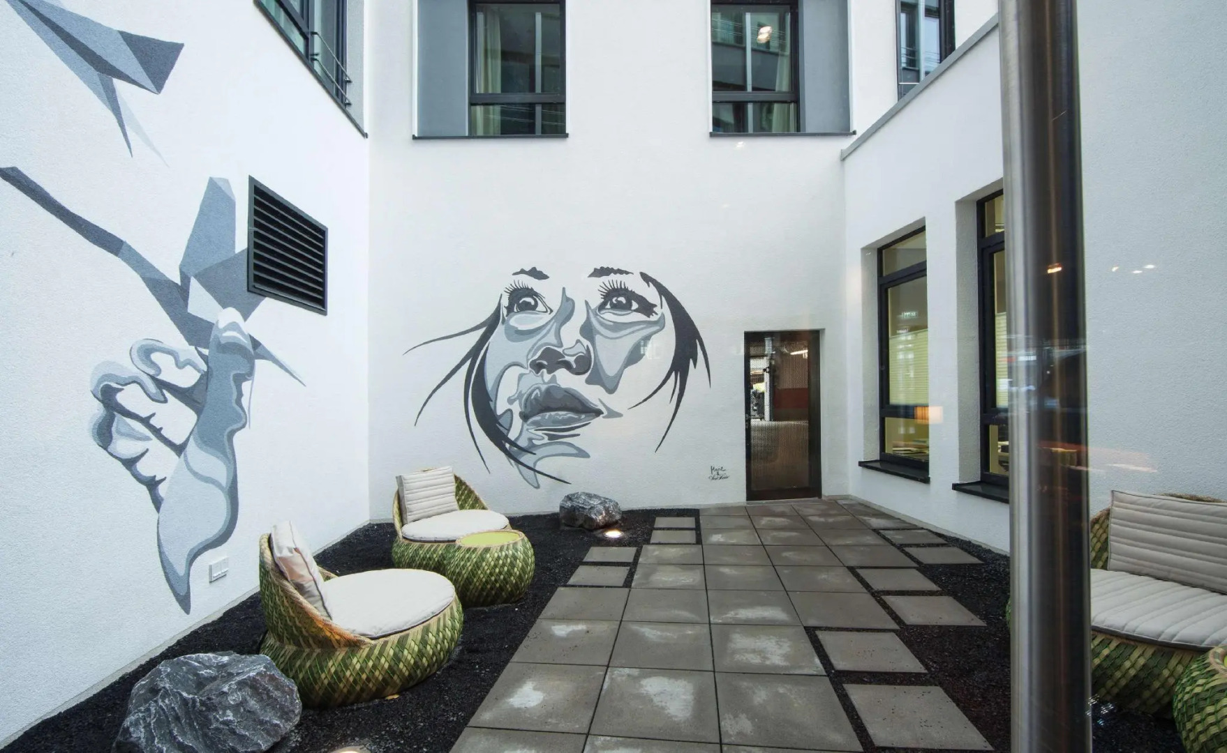 Me and All Hotel Dusseldorf, by Hyatt