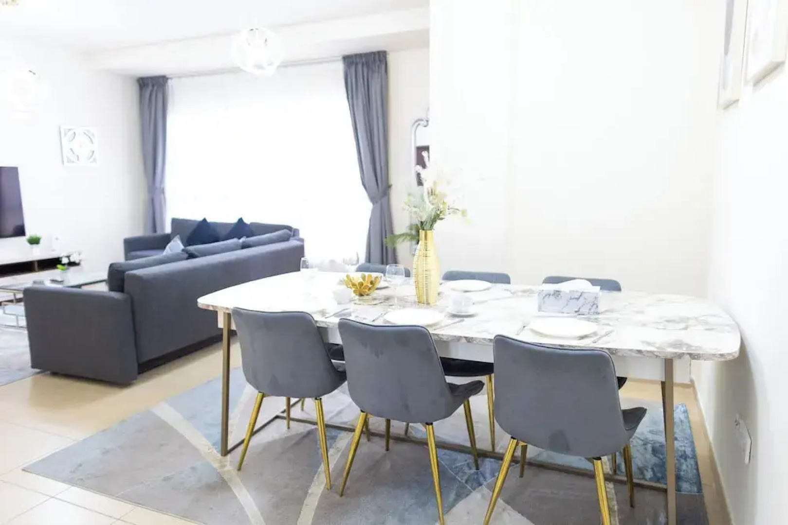 HAPPY SEASON I Amwaj apartment