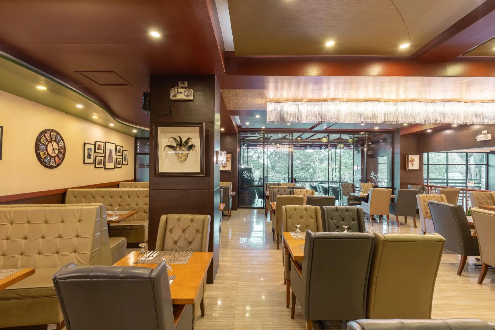 Venus Parkview Hotel