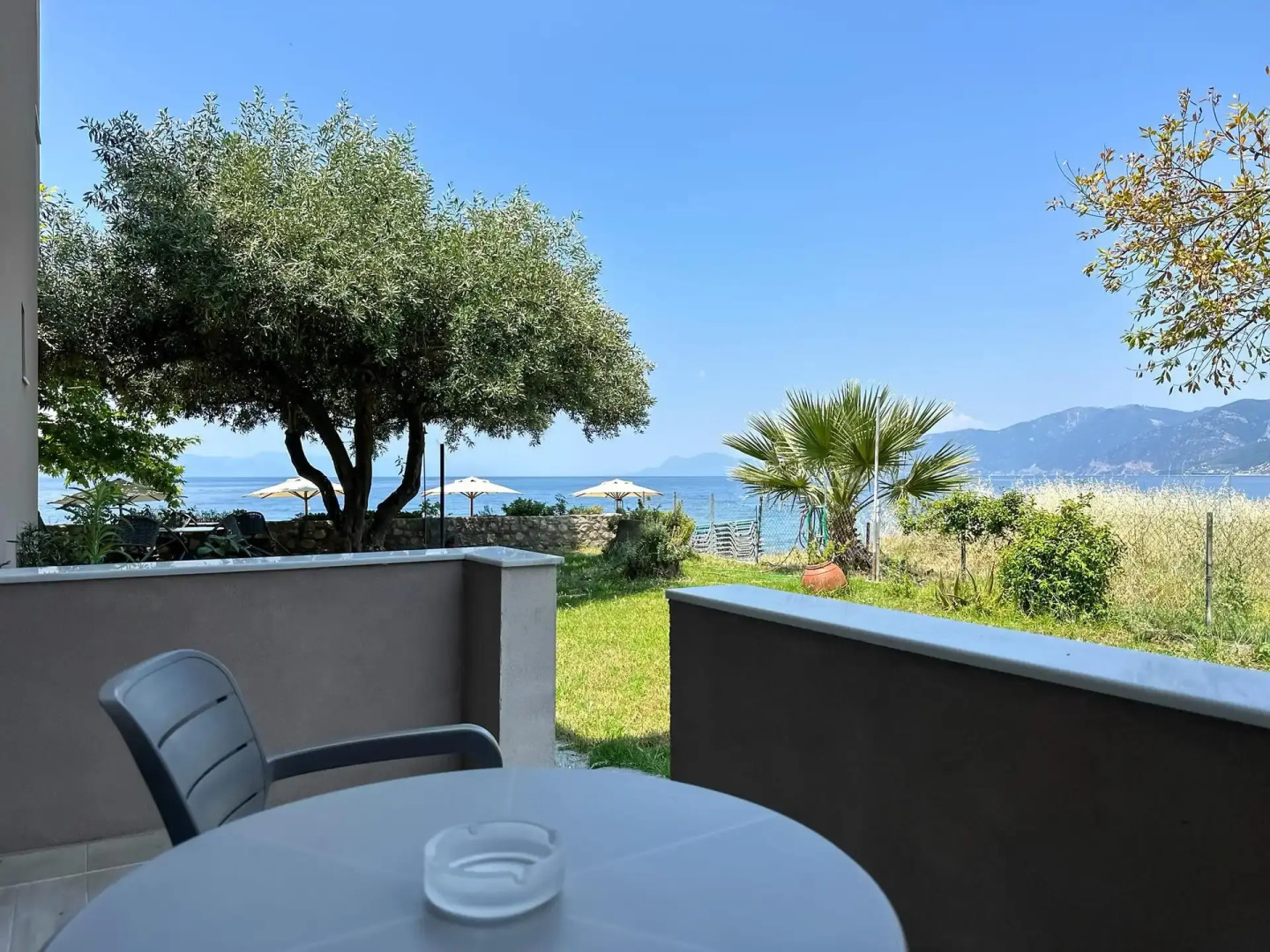 Mangata Seaside Hotel