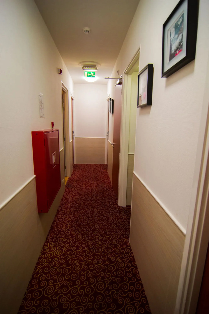 Amsterdam Downtown Hotel