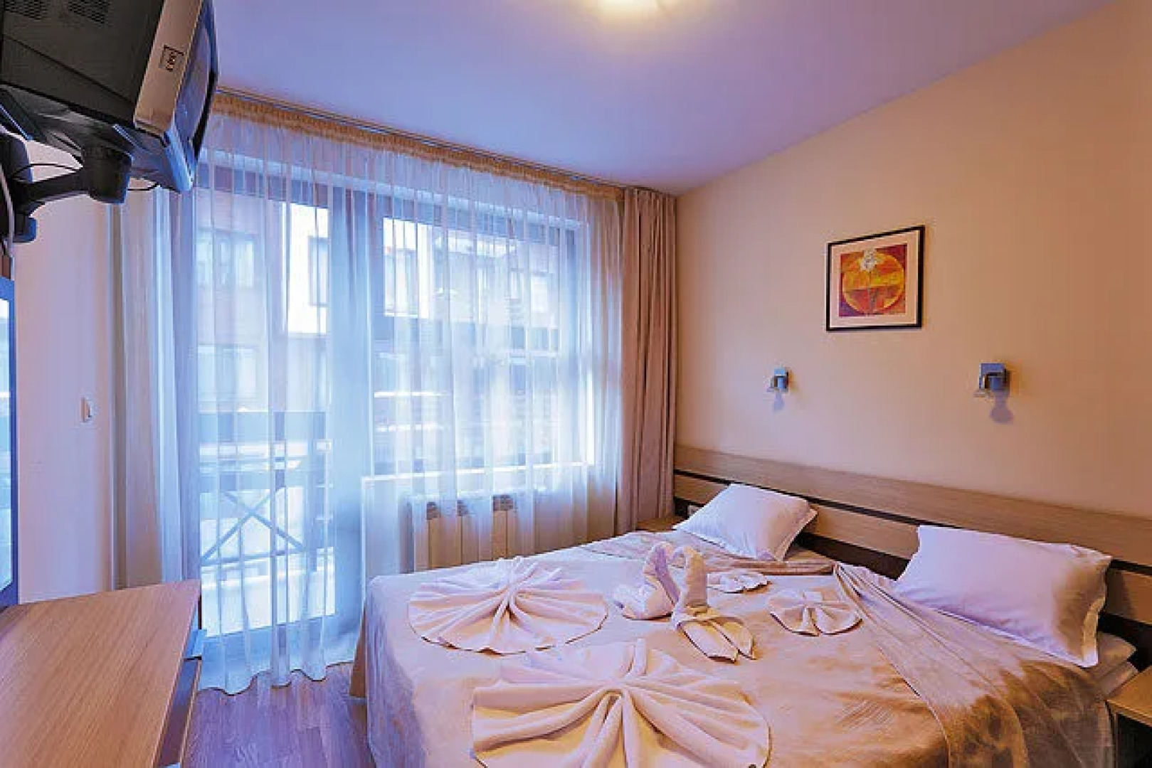 Apartment in Belmont Complex