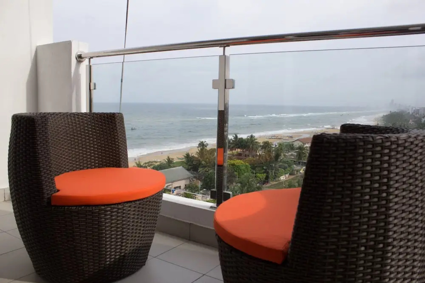 CUBEZ Capsule Hotels Colombo Beach - Hostel
