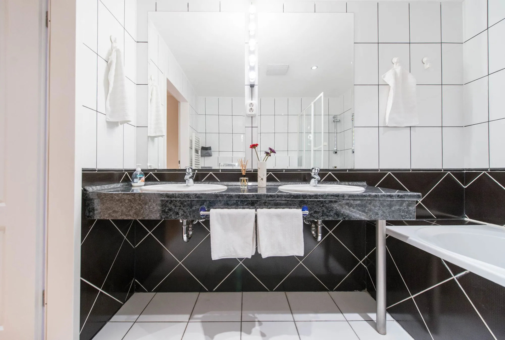 Oasis Apartments - Liszt Ferenc square