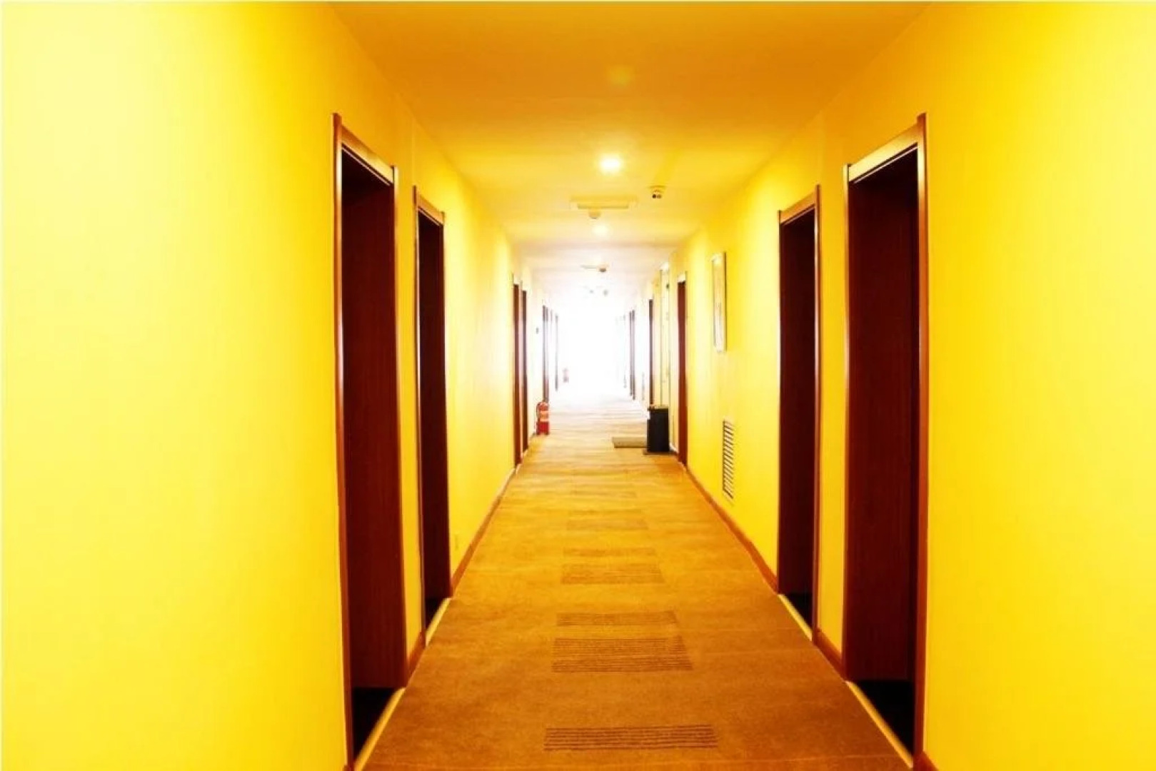 Hanting Express Xinzhou North Qiyi Road Hotel