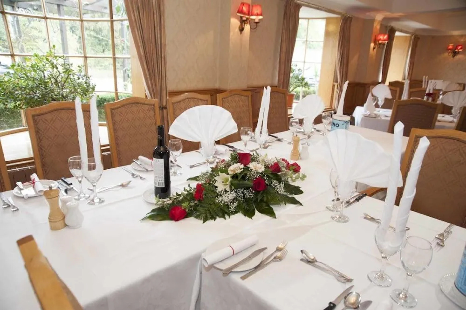 Oaklands Lodge Hotel