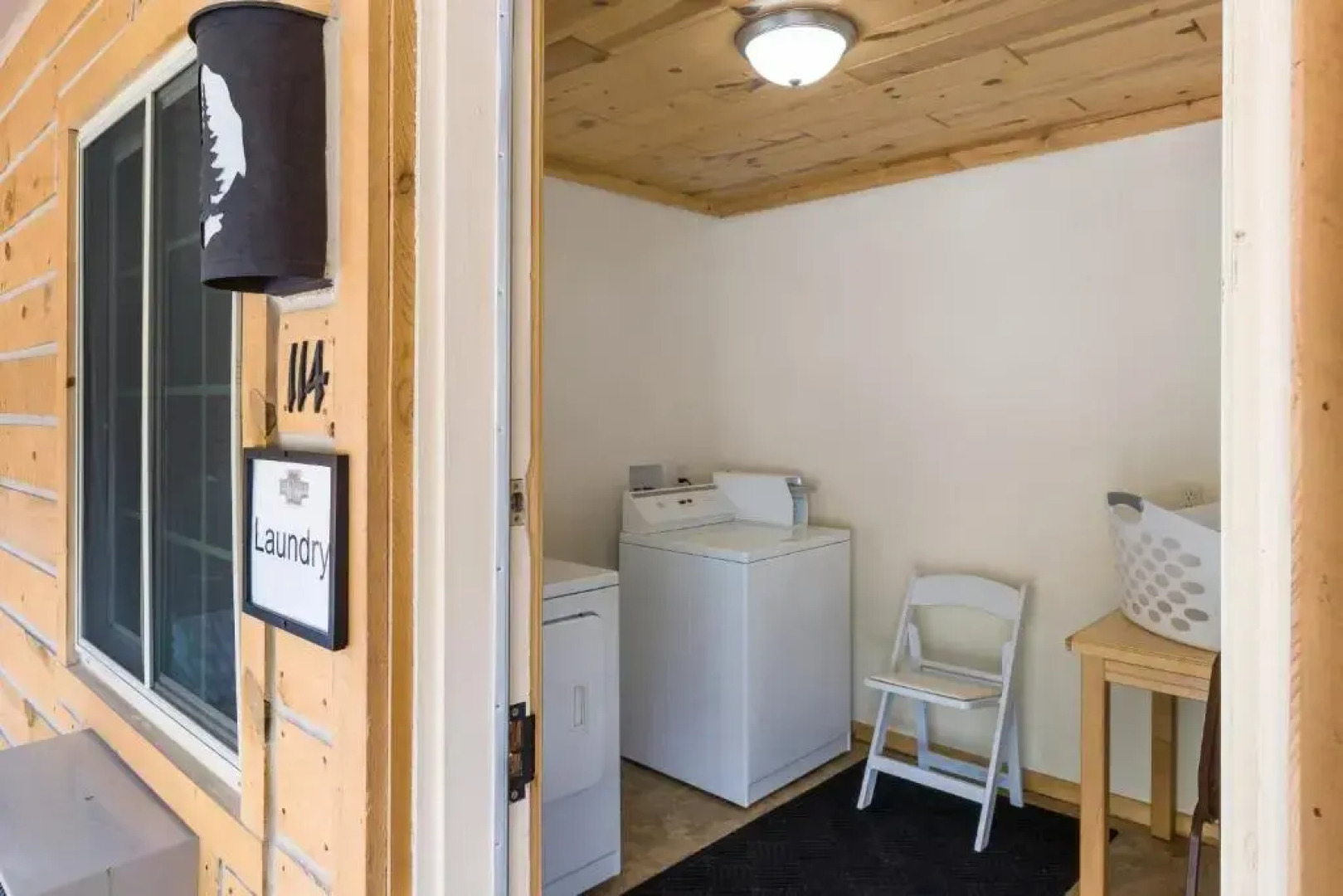 Rock Crest Lodge And Cabins