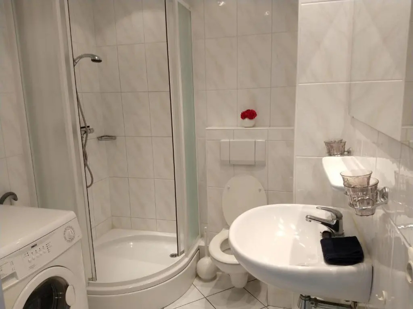 VUURTOREN Bed by the Sea