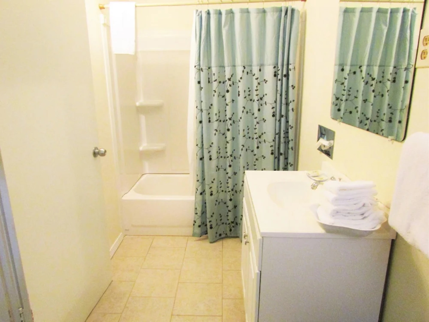 Traveler's Inn Motel