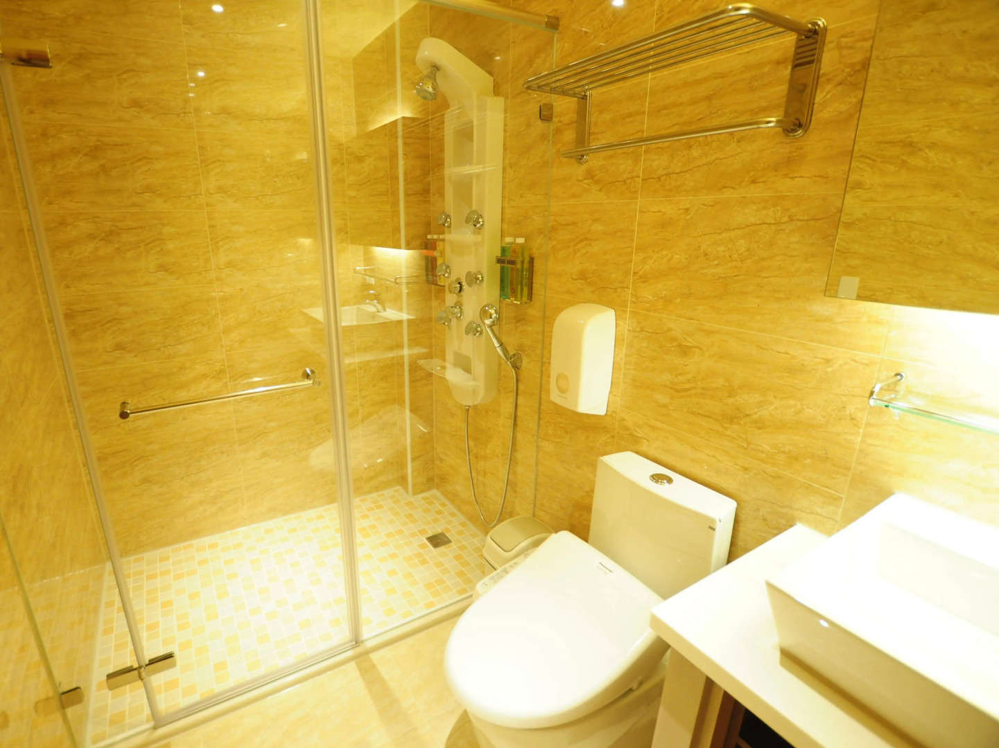 Kindness Hotel ZhongShan Bade