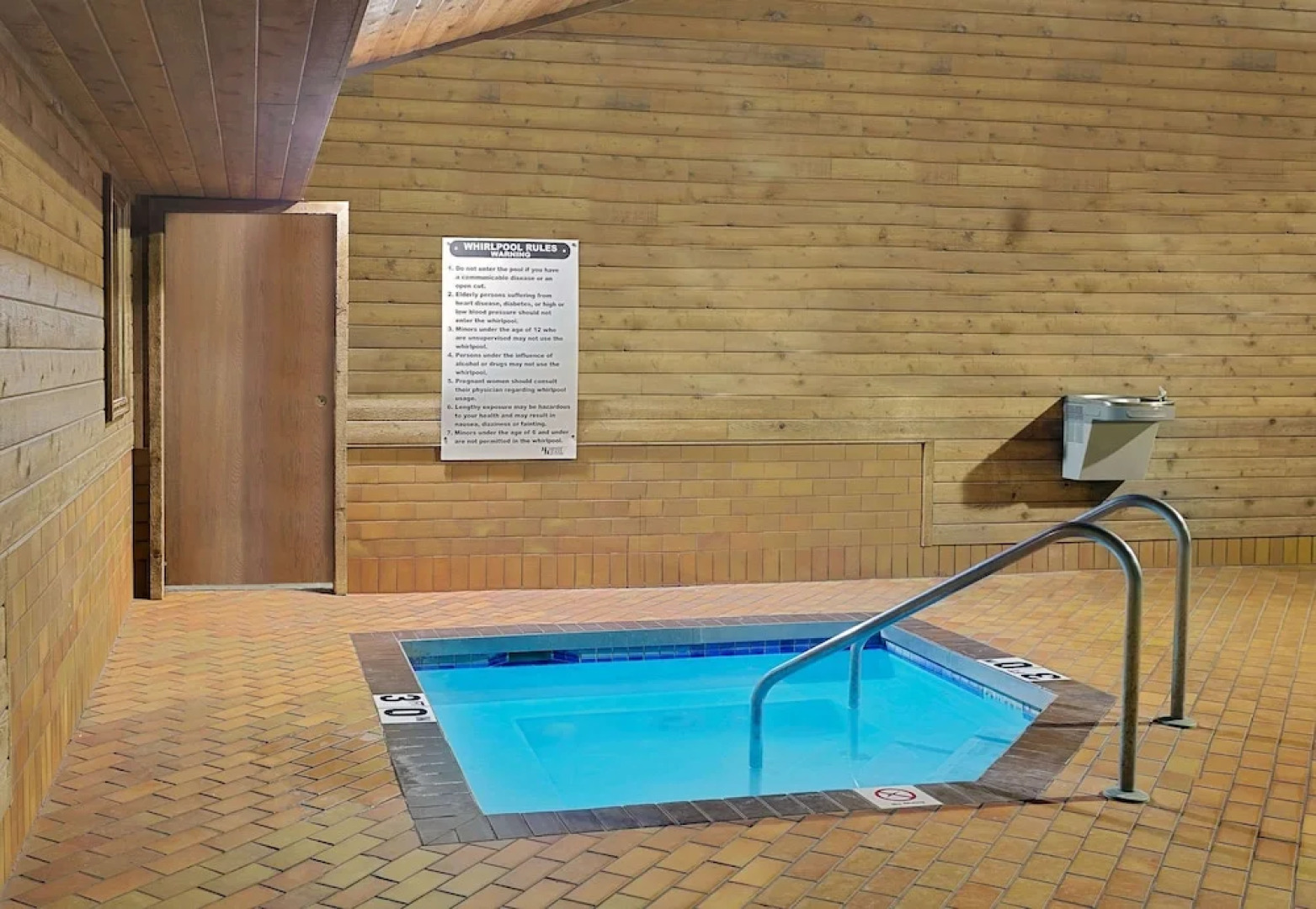 Super 8 Sturgeon Bay