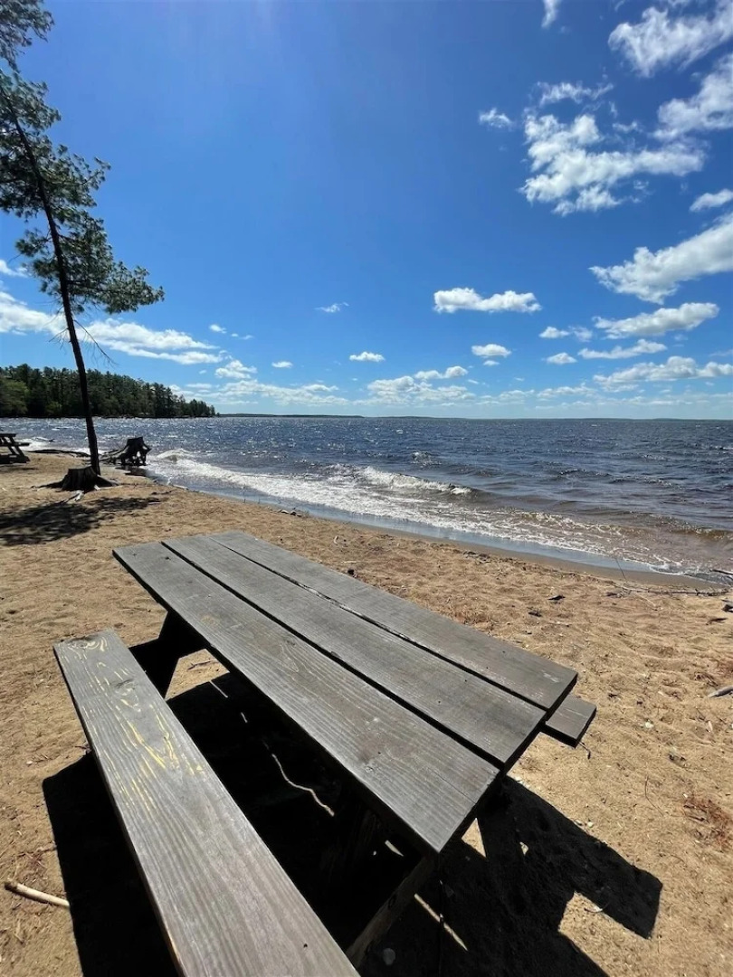 Crooked River Cottage Limit 5 2 Bedroom Cottage by RedAwning