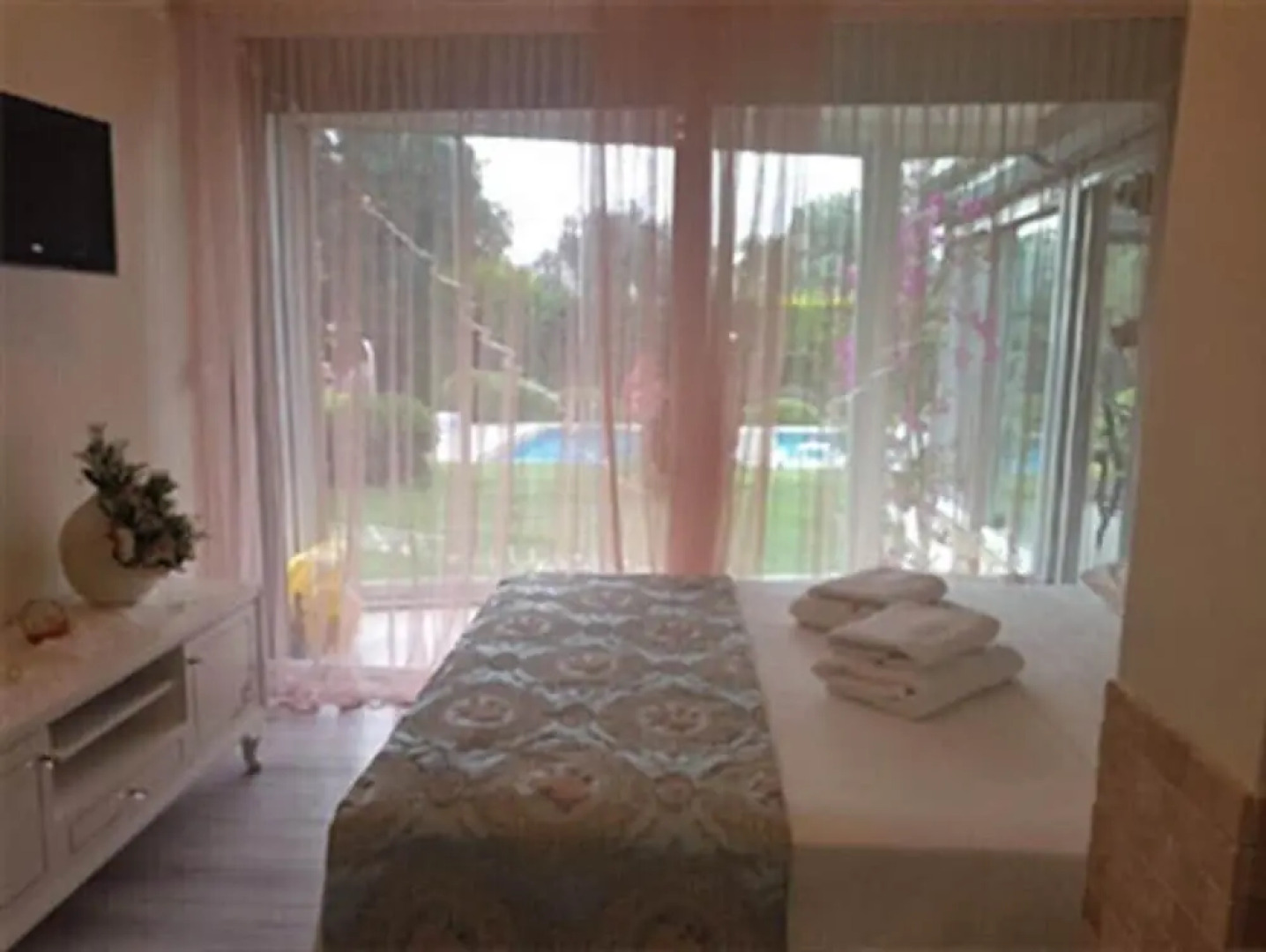 Urla Begonvil Pansiyon