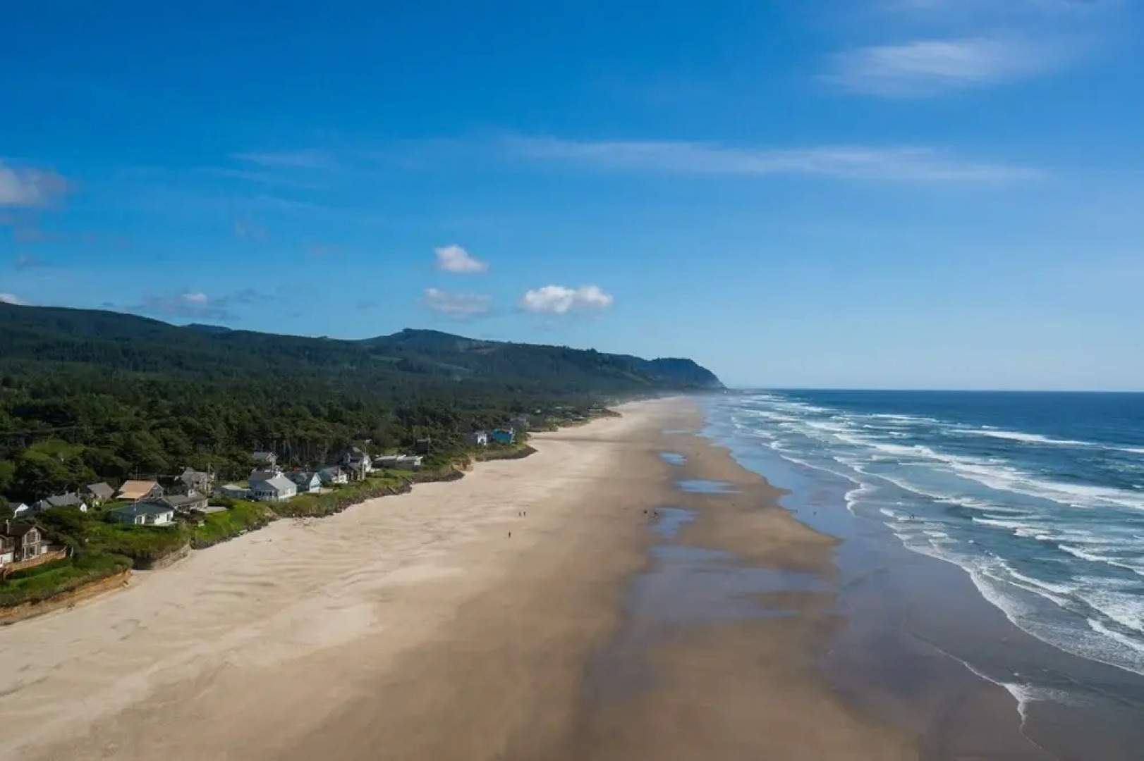 Tillicum Beach Motel (Deane's Oceanfront Lodge)