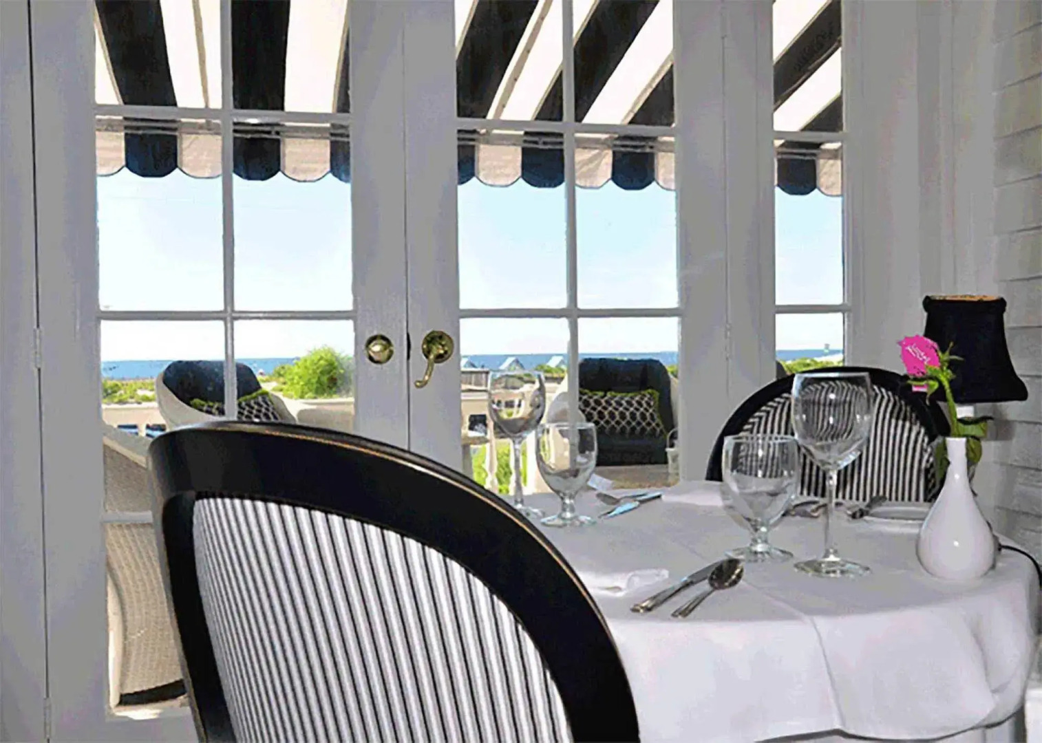 Peter Shields Inn & Restaurant