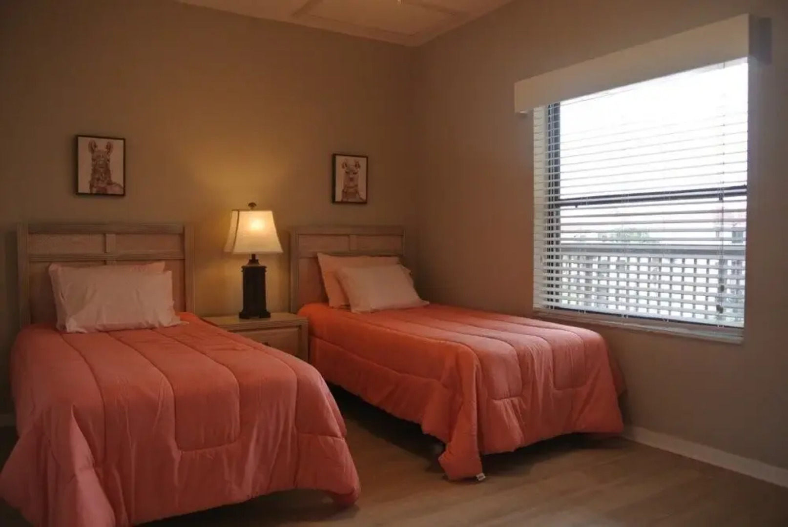 I33 - Ocean Village Club