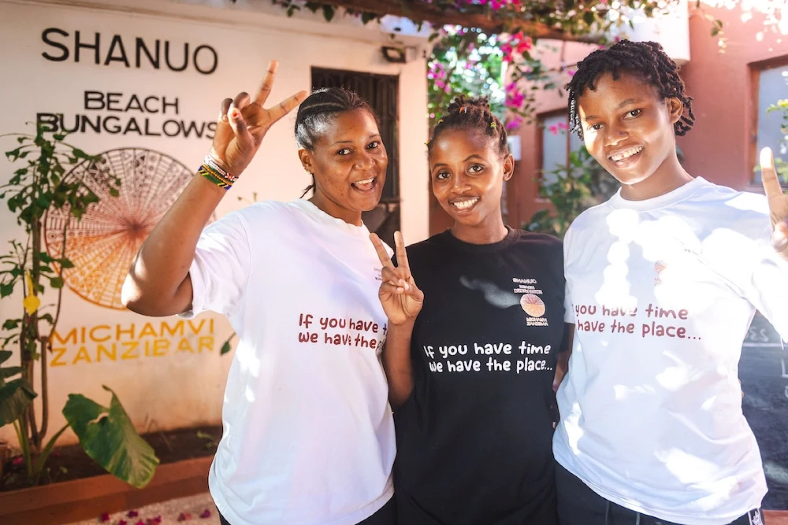 Shanuo Beach Bungalows