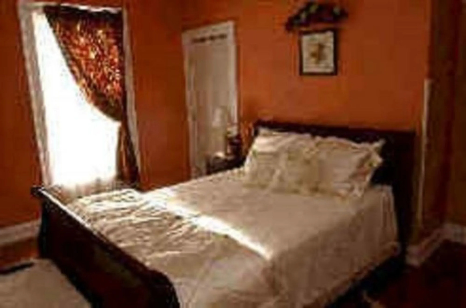 Six Acres Bed & Breakfast
