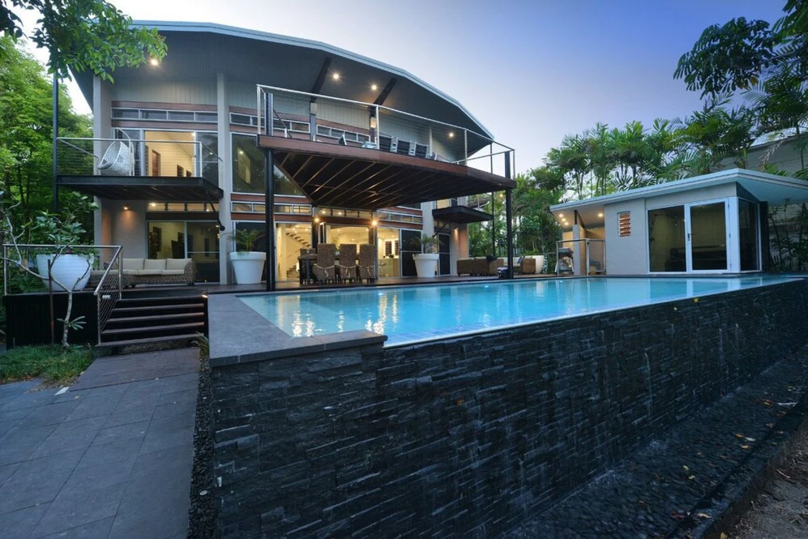 Absolute on Newell Luxury Beach House