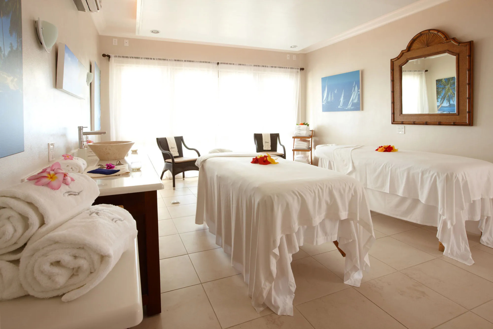 The Cove Suites at Blue Waters Resort and Spa