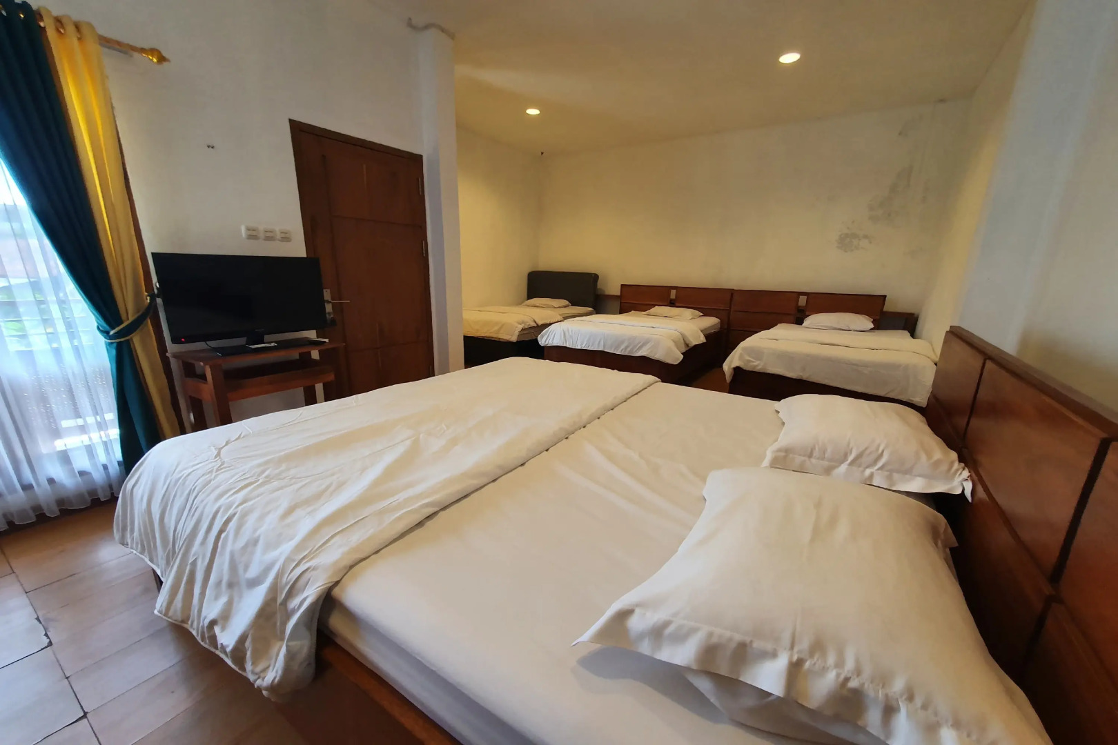 Rumah Eyang Tardjo Syariah