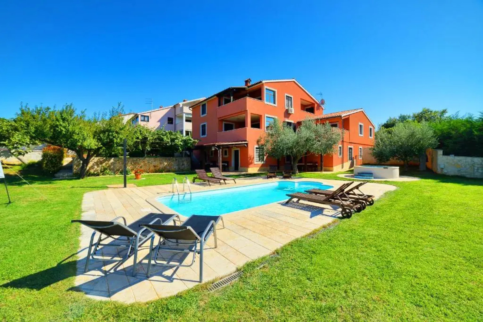 Apartment Villa Mare2 with pool, sea view and hydromassage