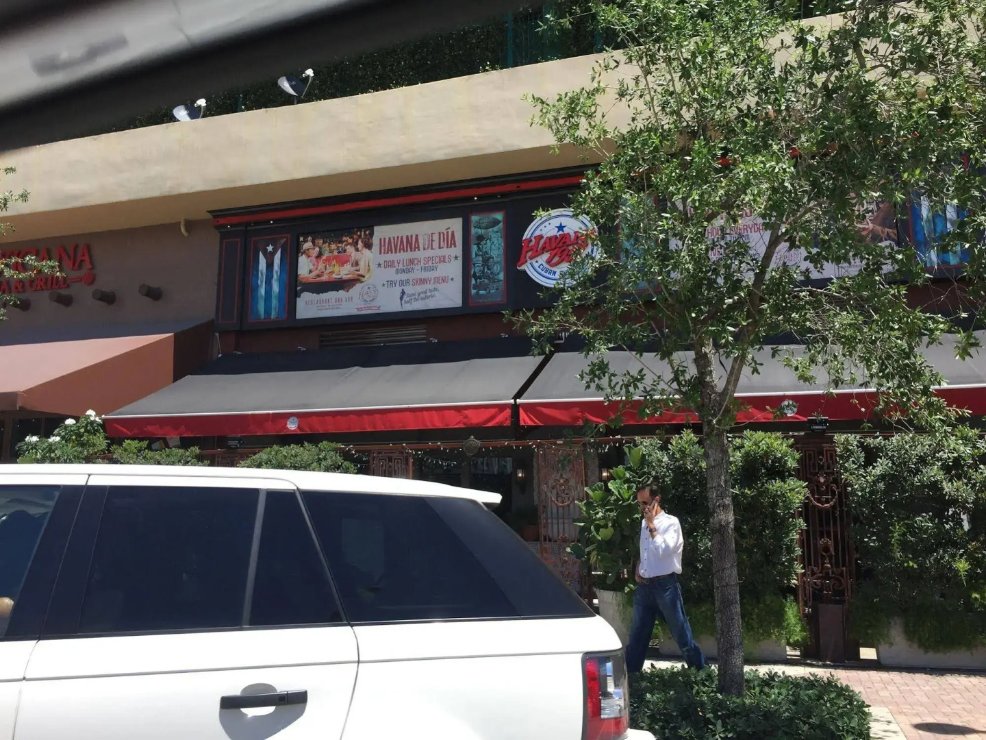 Luxury Suite in One Broadway by Lyx Miami