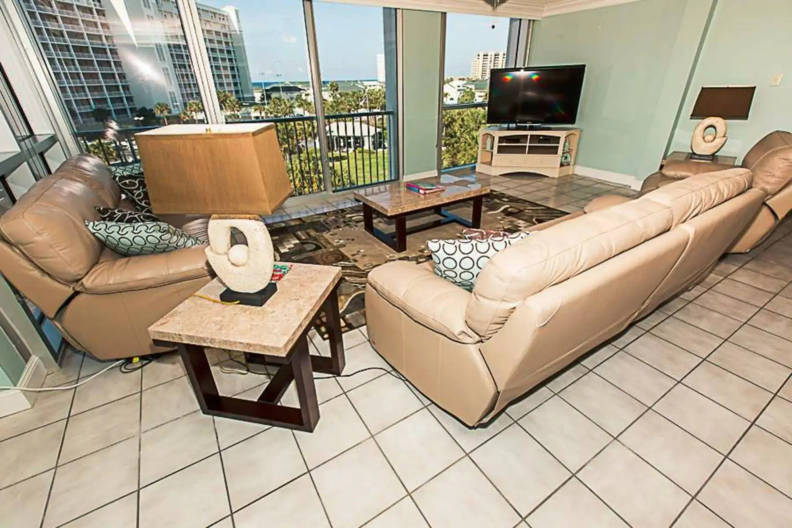 Shoreline Towers by Holiday Isle