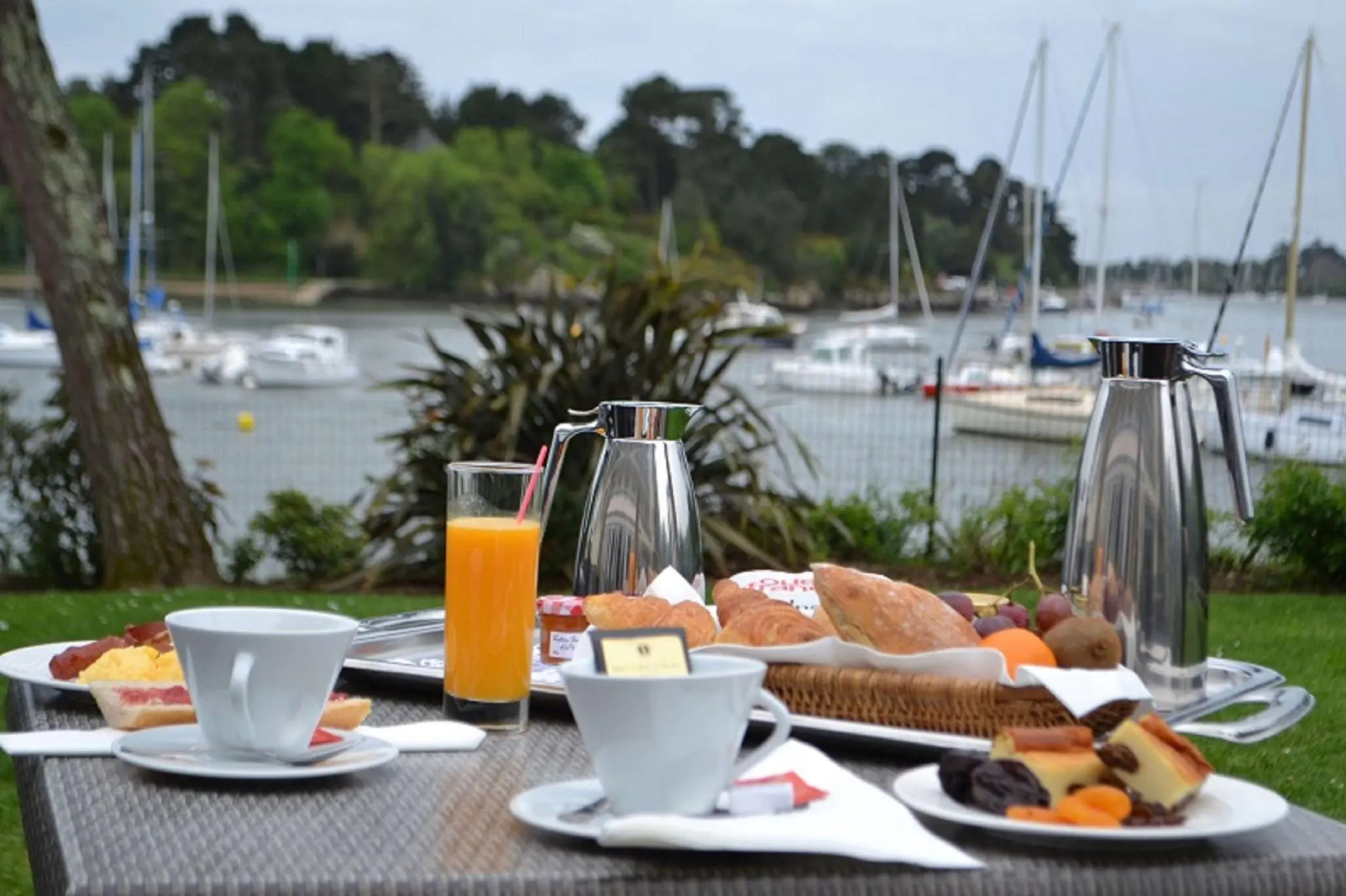 Best Western Plus Hôtel Le Roof