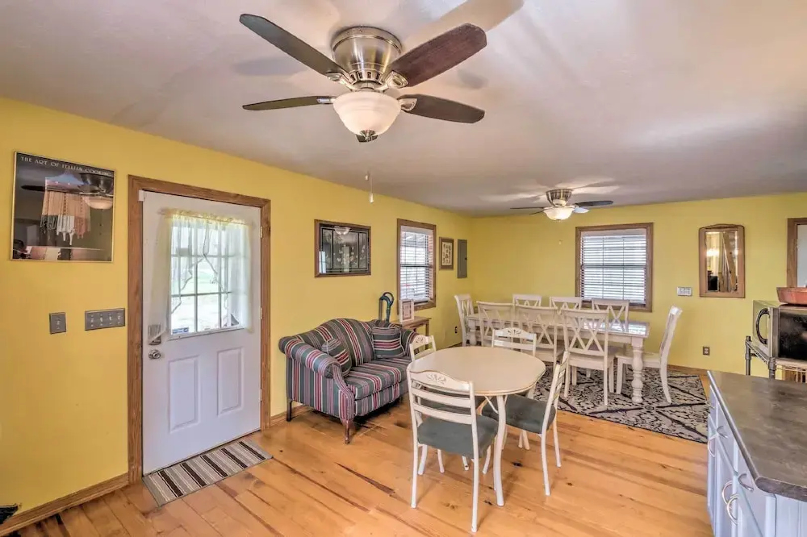 Lake House w/ Hot Tub + Fire Pit - 1 Mi to Marina!