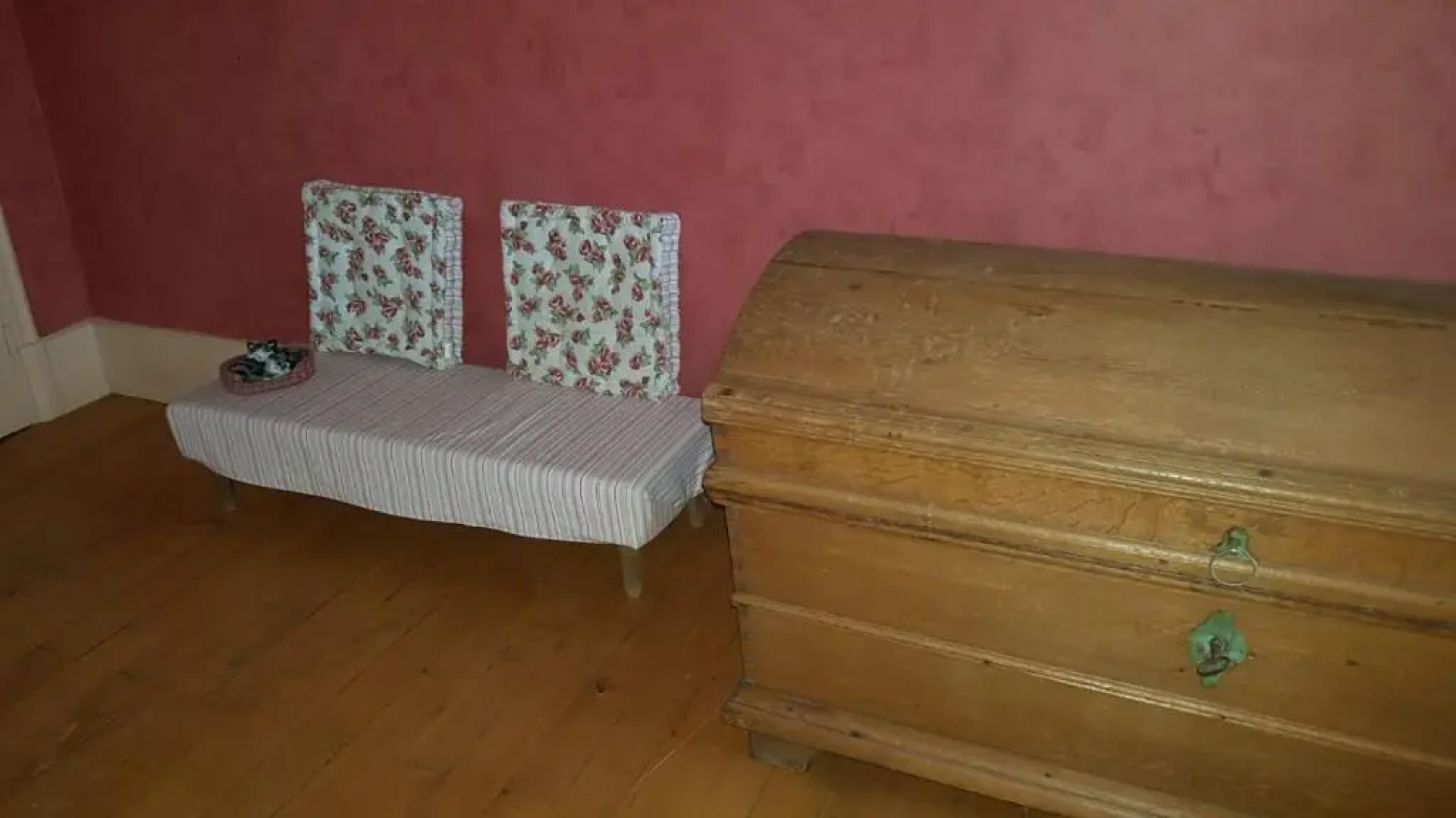 Château de Bussolles & 2 gîtes