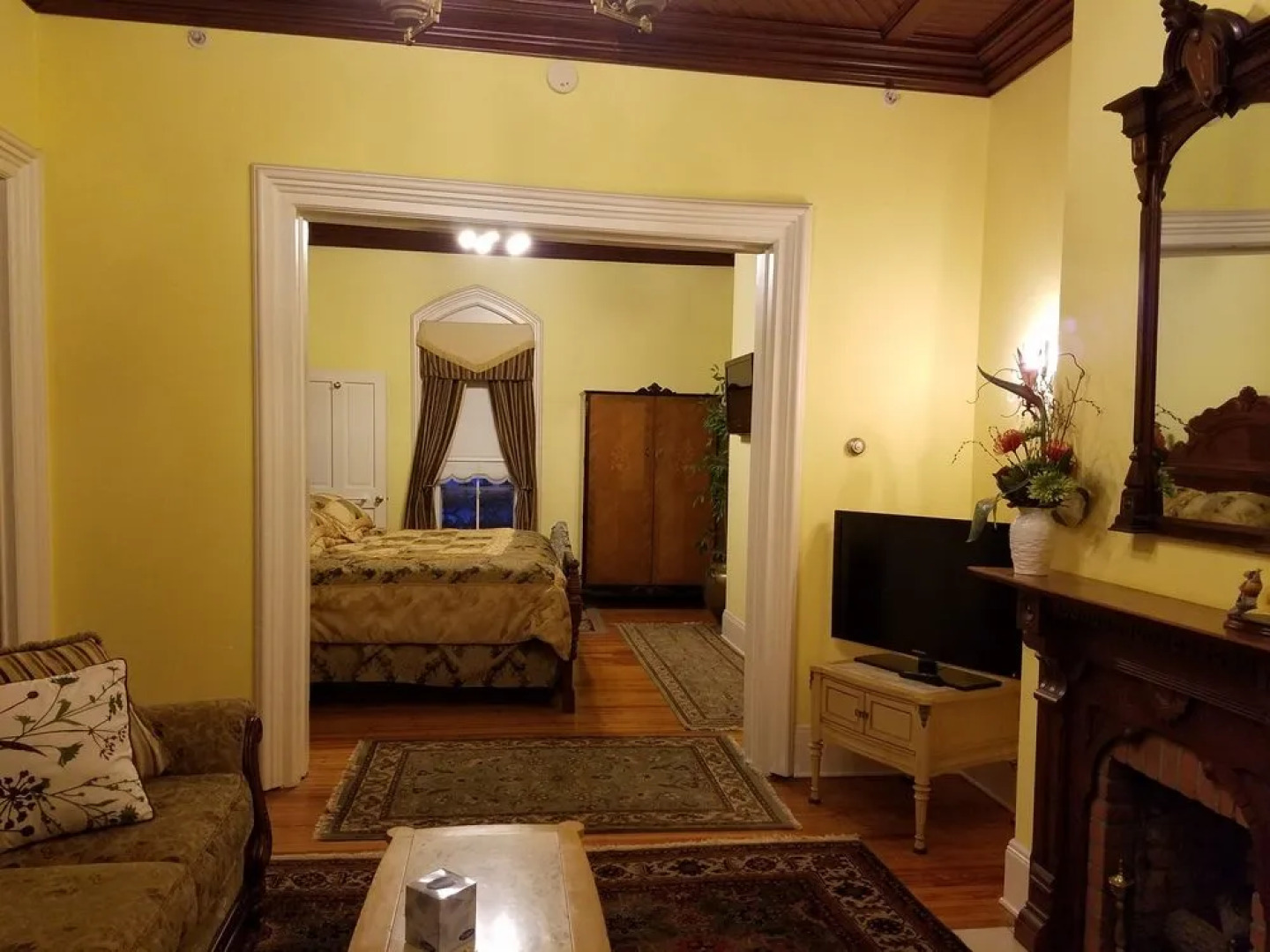 The Carriage House Inn