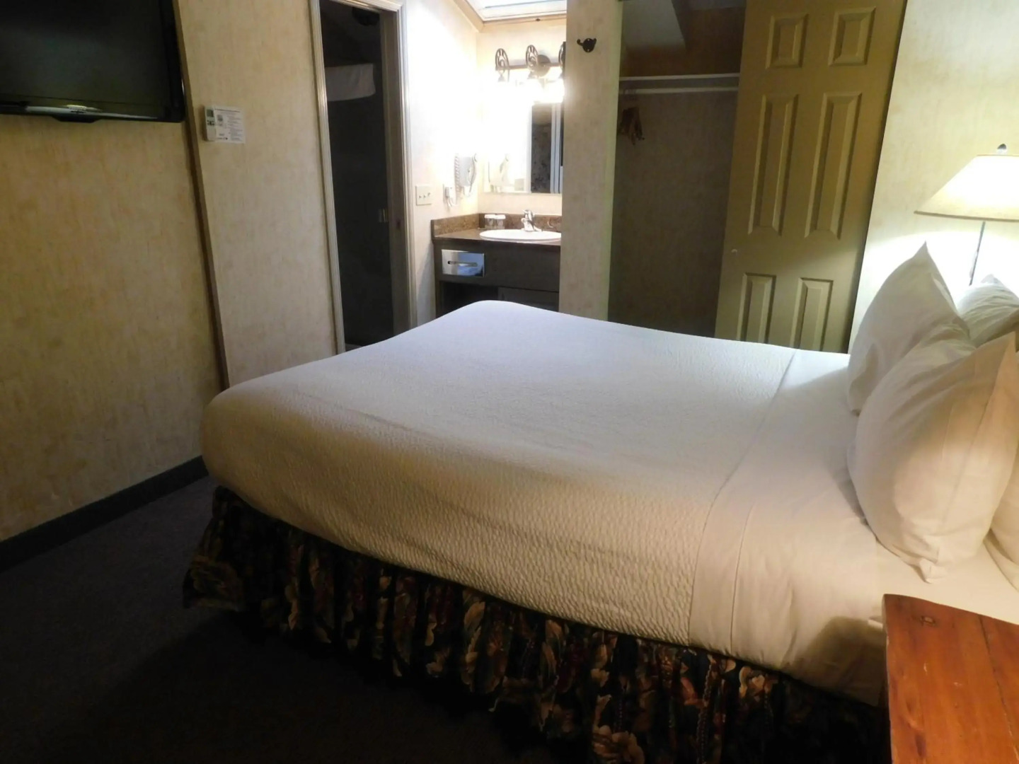 Douglas Fir Resort and Chalets