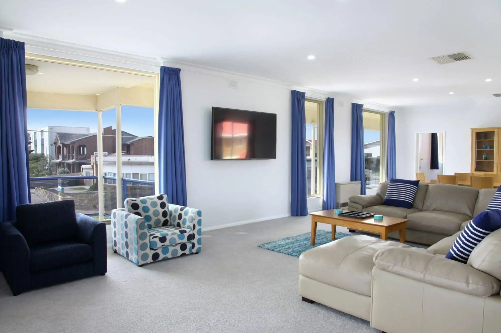 Seaview Sunset Holiday Apartments