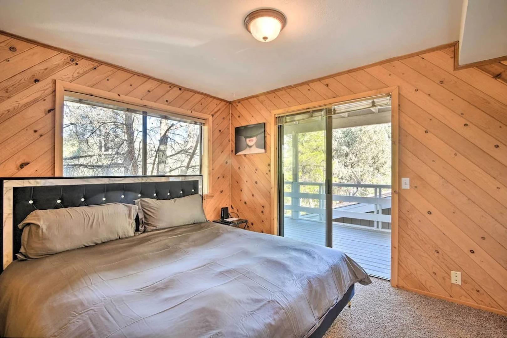 Luxe Escape w/ Decks, Mtn Views, Game Room!