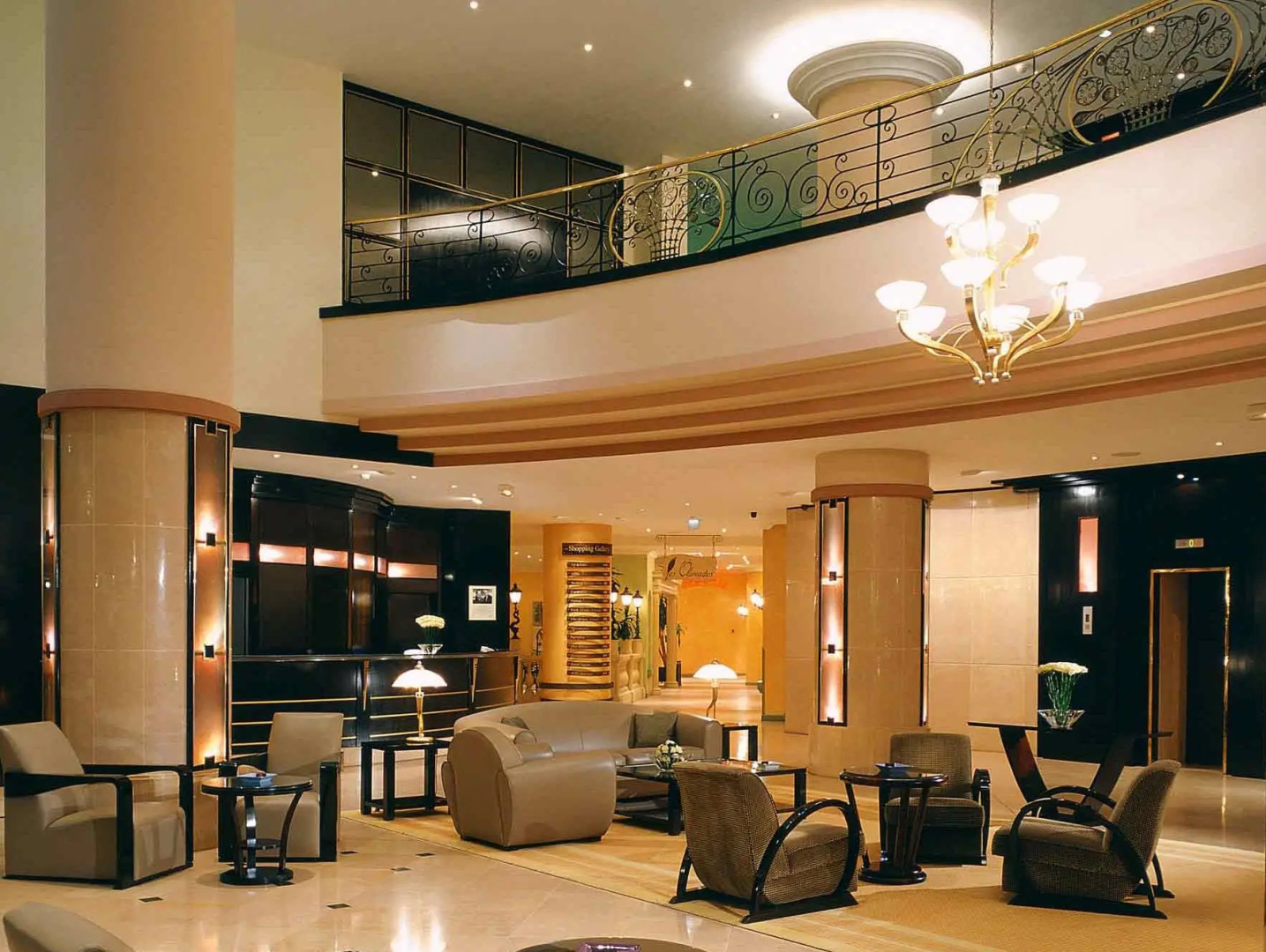 Отель Pullman Bucharest World Trade Center