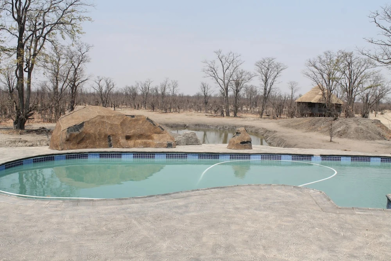 Dzibanana Lodge & Camping