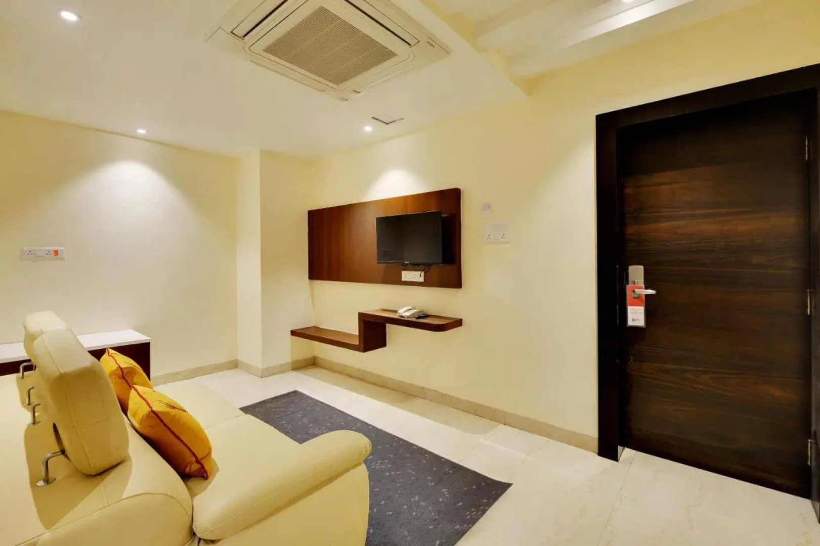 Mastiff Select Gulbarga Hotel