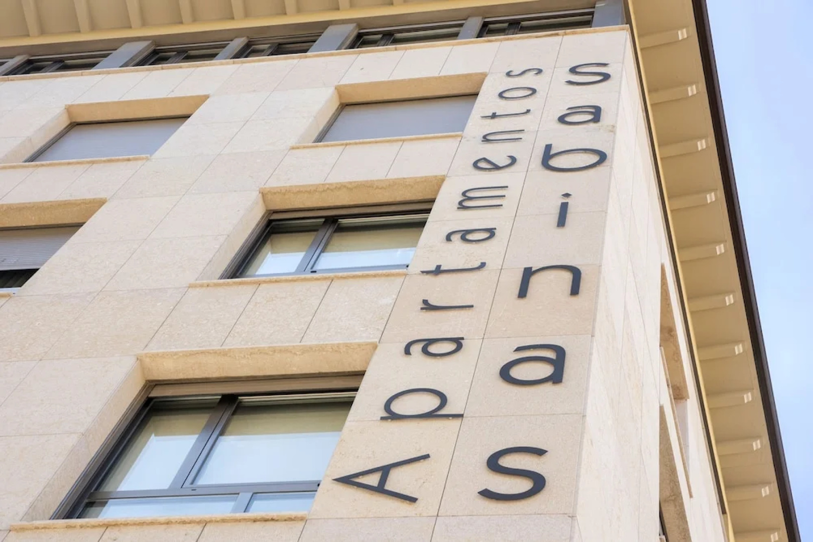 Apartamentos Sabinas El Pilar