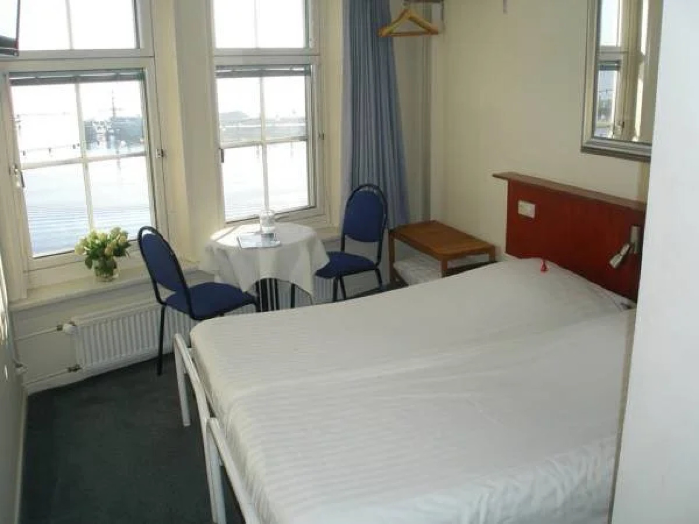 Hotel Cafe Restaurant Van Den Hogen