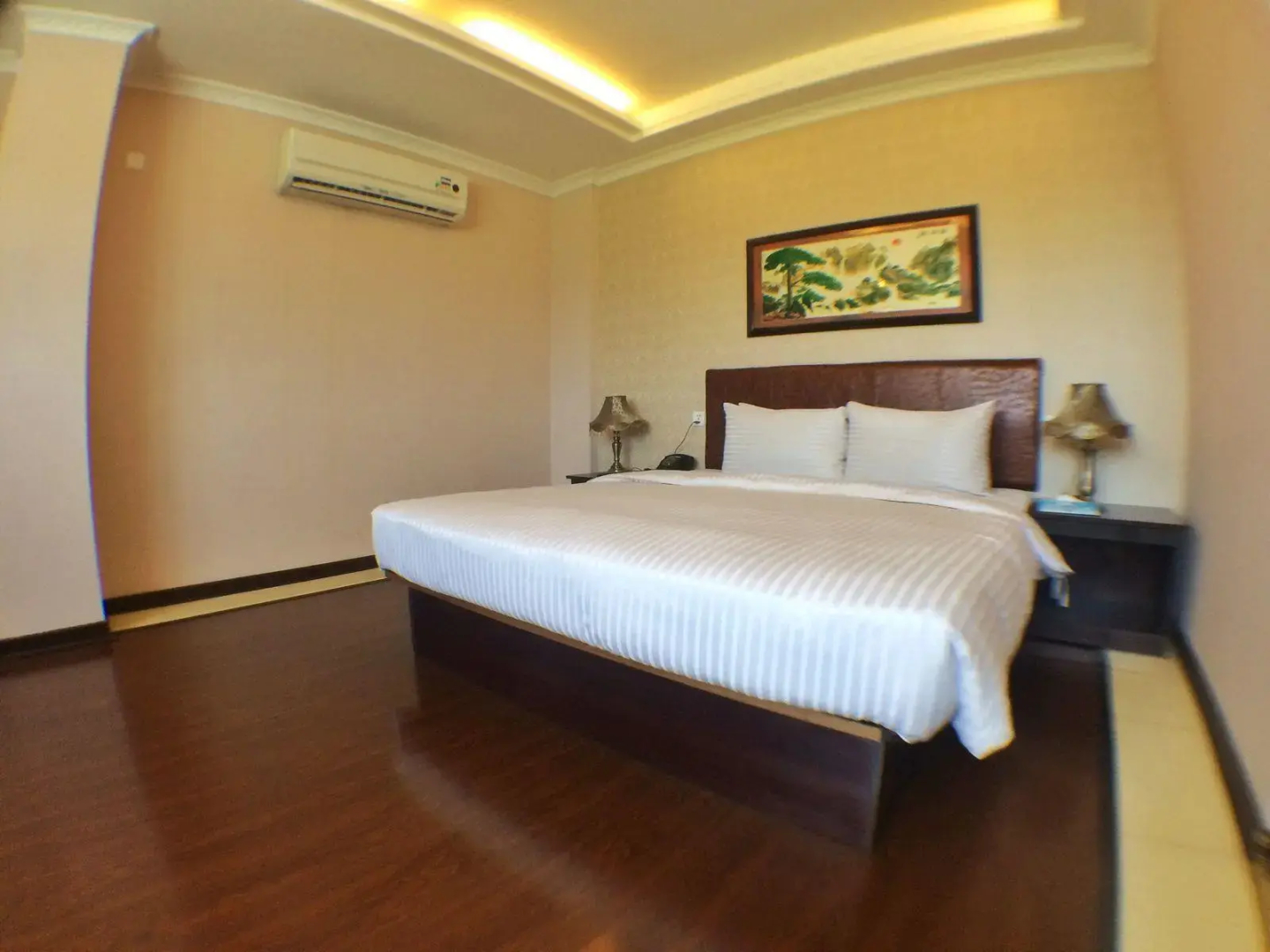 Grand Hoyah Hotel
