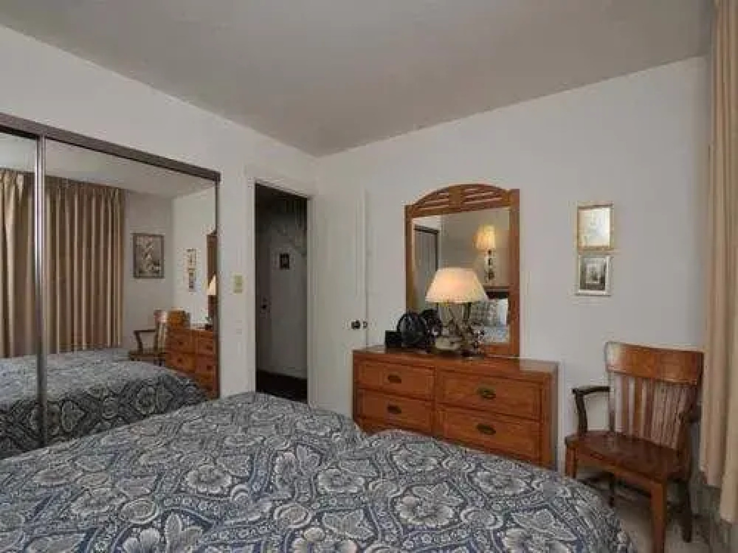 Snowcreek Condominiums Summer Pool with Sun Valley Amenities