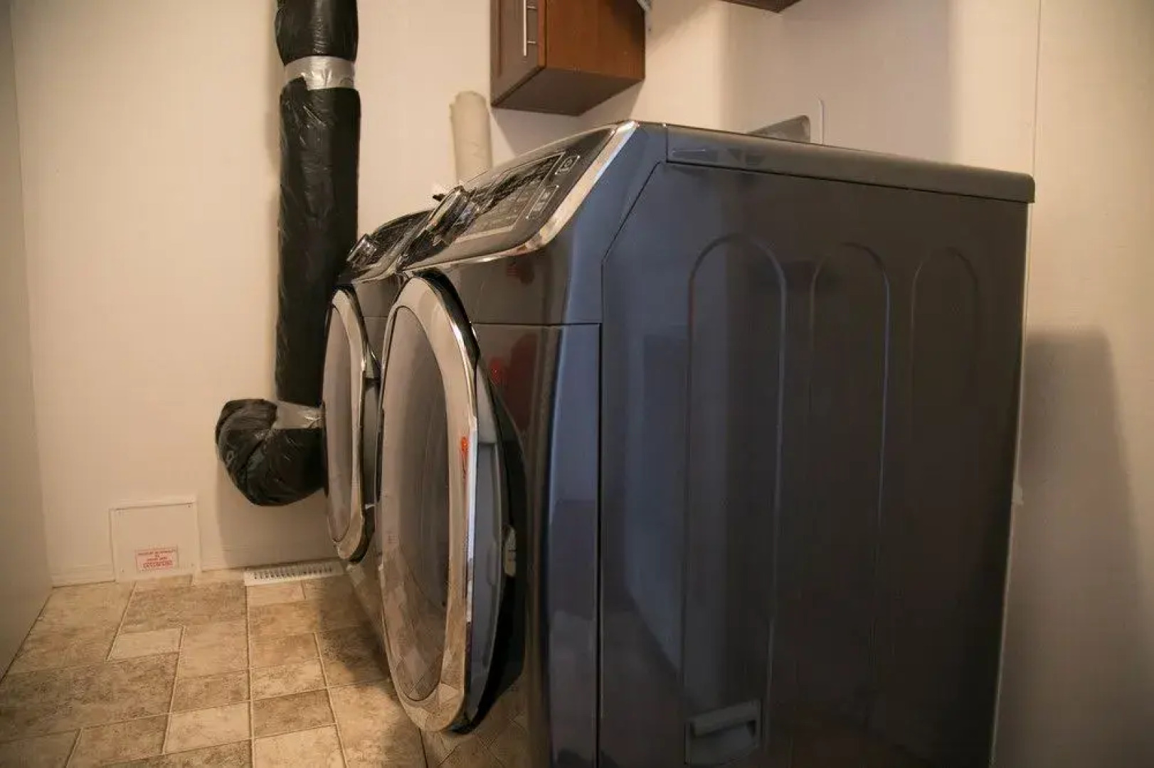 Lou & Francis Guest House