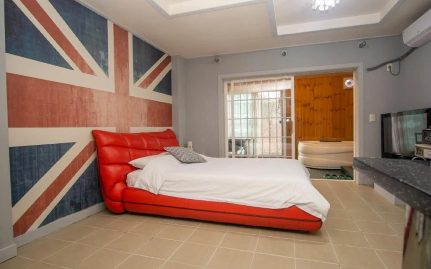 Pocheon Joey Tomato Pension